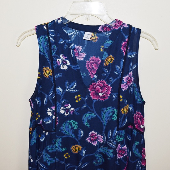 Old Navy Blue Floral Sleeveless Swing Dress - Picture 2 of 5